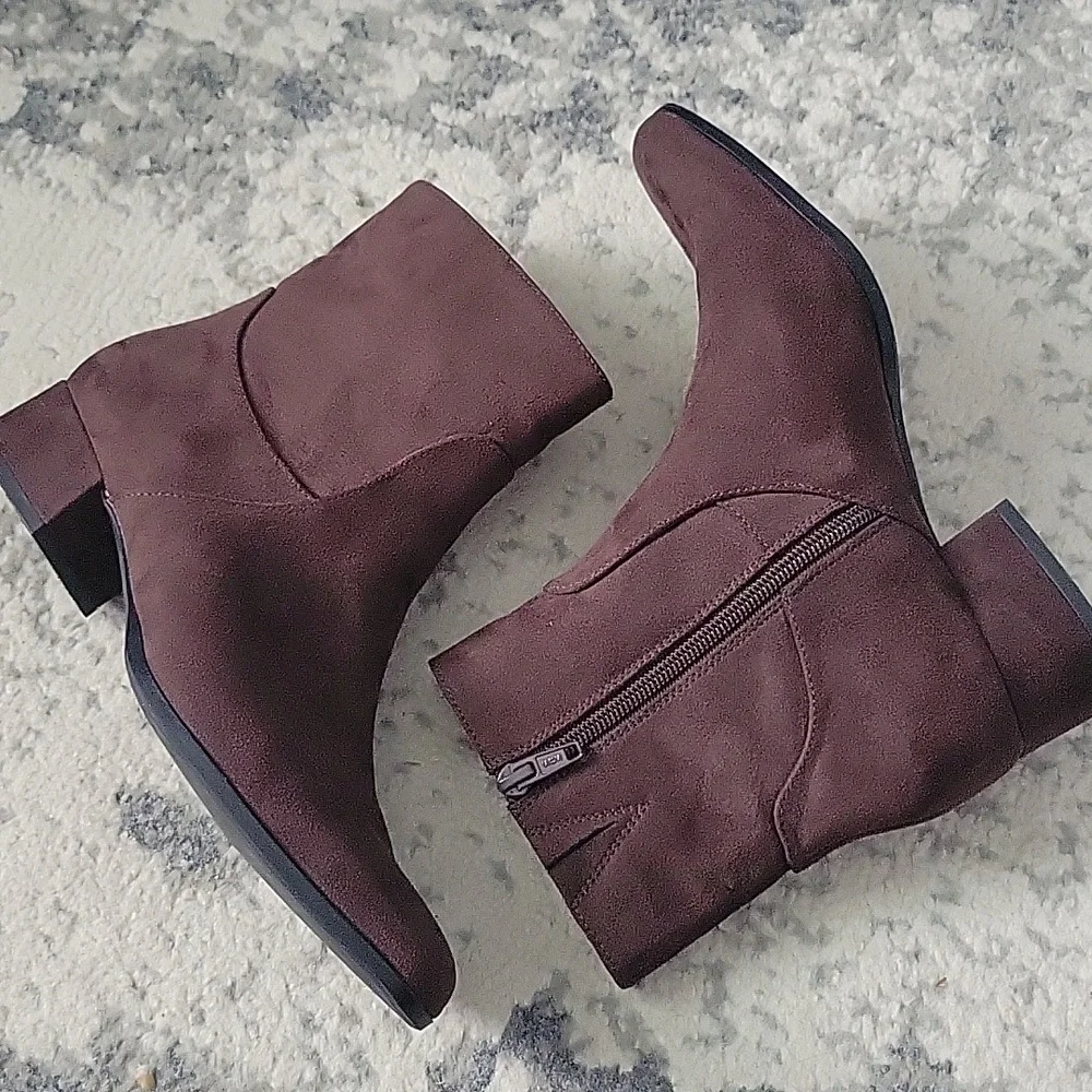 Universal Thread Dark Brown Suede Ankle Booties with Side Zip